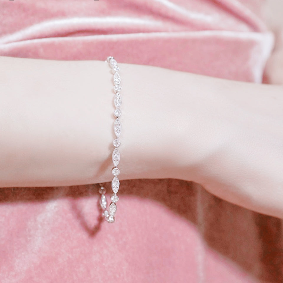Scarlett Bracelet
