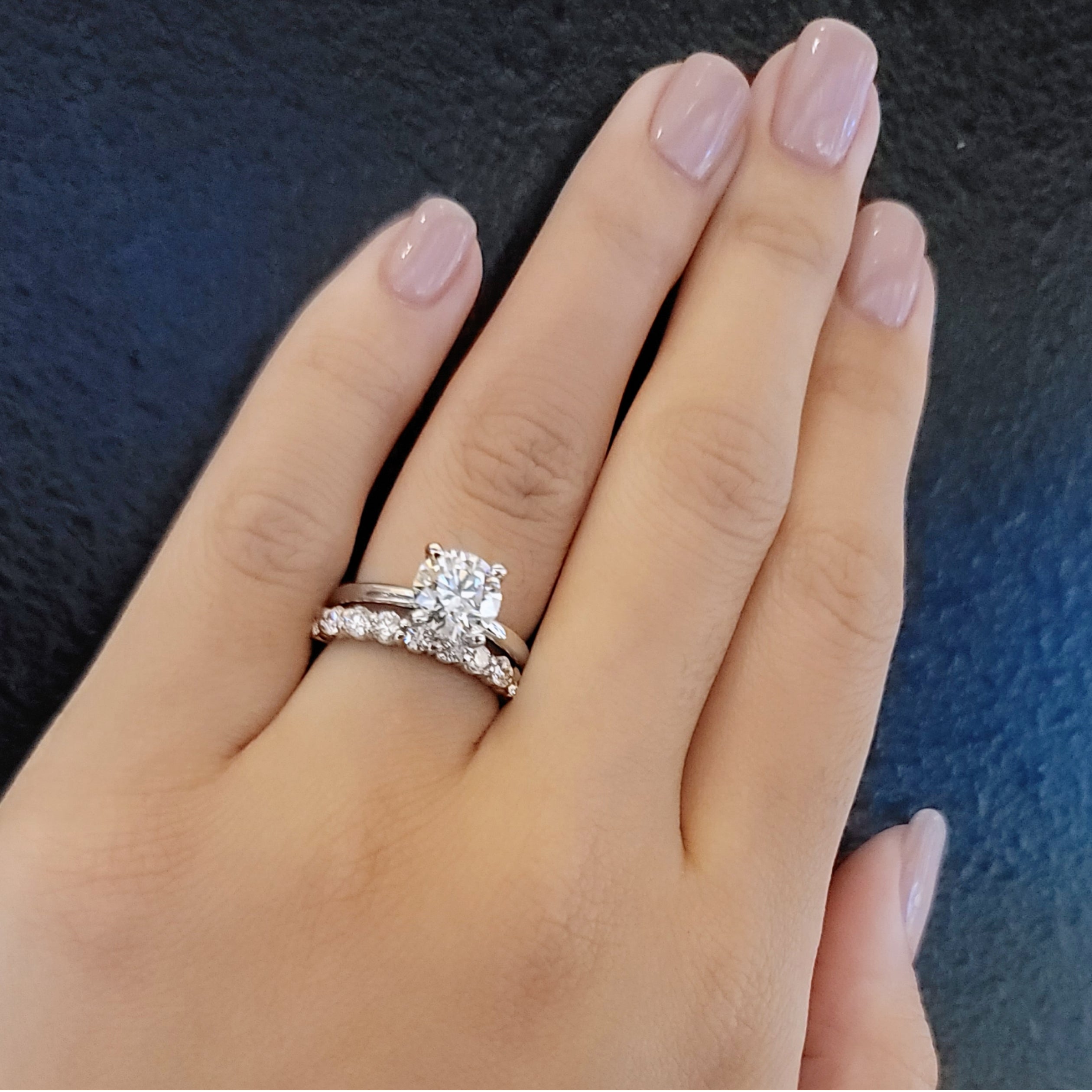 Love U Shared Prong Wedding Band 100%